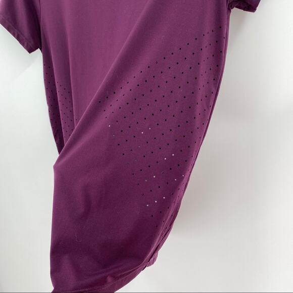 NEW Primus Activewear Crewneck Workout Tee Cutout Detail - Picture 5 of 8